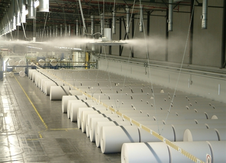 Air humidification in the paper production and processing industries